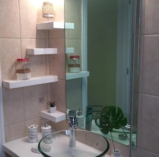 Olive Garden Деревянный коттедж *